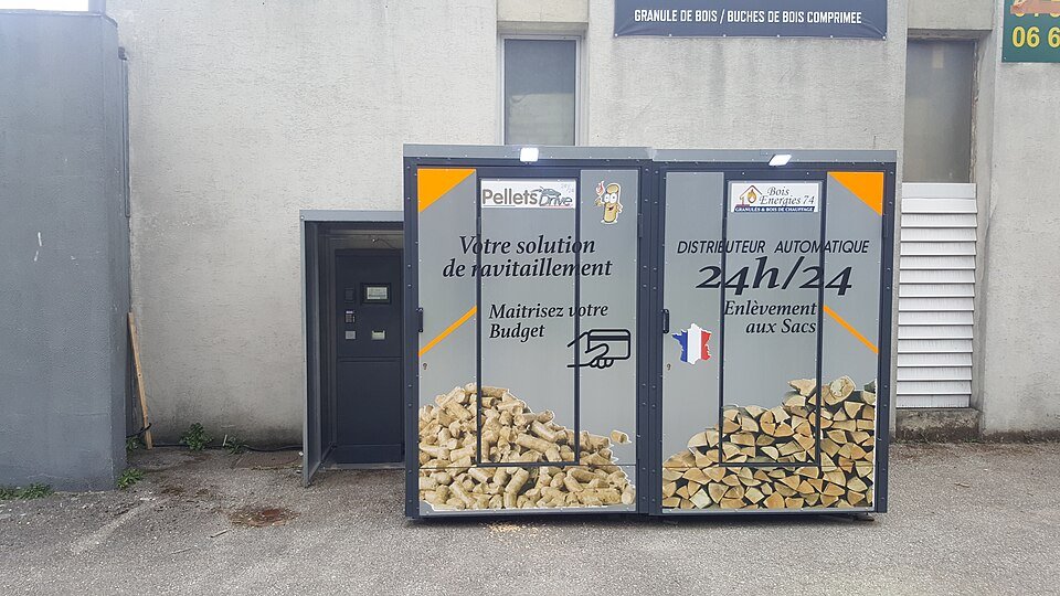 Nice Cheap Stick Shape Wholesale High Quality Wood Pellets Manufacture Biomass Pellets